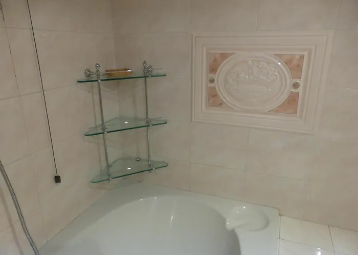 Galleria D'arte - Foresteria 4* Brescia